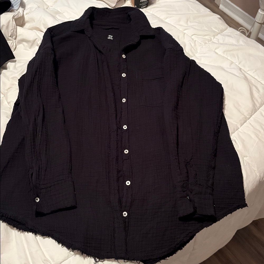 Aerie Black Textured Blouse